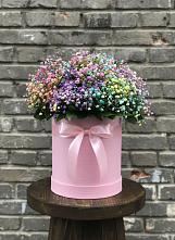 Цветочная композиция из Гипсофила и Розы в шляпной коробке в Сергиевом Посаде