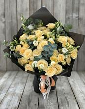 Букет цветов из:  Розы и Лизиантусы в Сергиевом Посаде