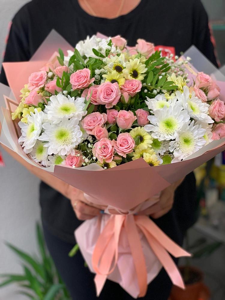 Букет цветов из: Розы и Хризантемы в Сергиевом Посаде