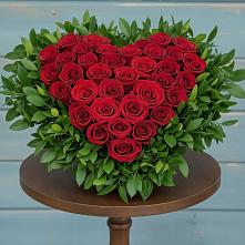 Цветочная композиция из Розы в виде сердца в Сергиевом Посаде