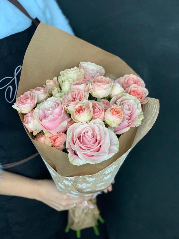 Букет цветов из: Хризантемы и Розы в Сергиевом Посаде