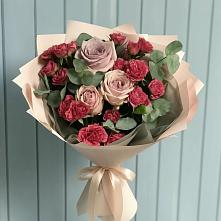 Букет цветов из:  Гвоздики и Розы в Сергиевом Посаде