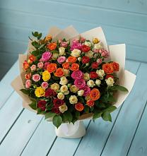 Букет Микс из разноцветных кустовых роз в Сергиевом Посаде