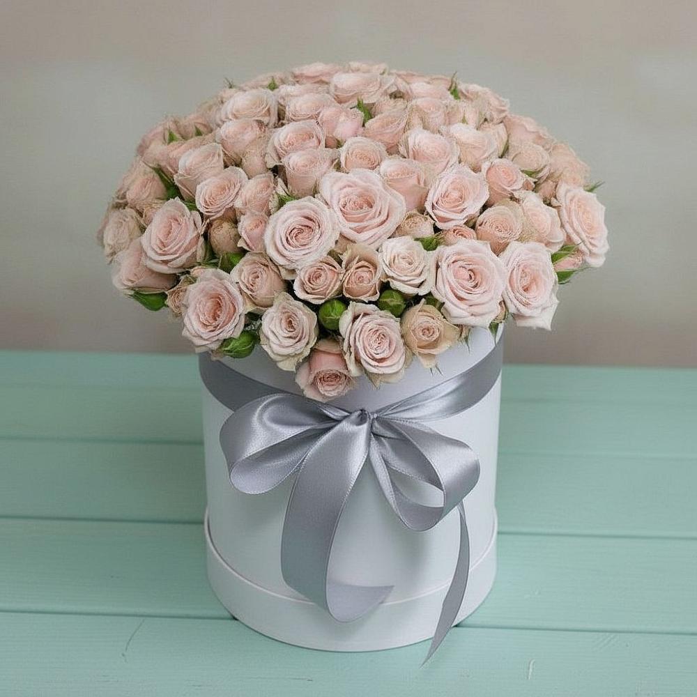 Цветочная композиция из Розы в шляпной коробке в Сергиевом Посаде